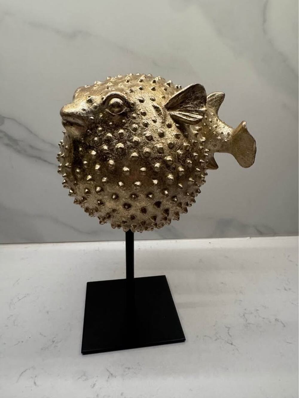 Deco 79 Polyresin Gold Blowfish Sculpture Spiked Home Decor Statue Stand